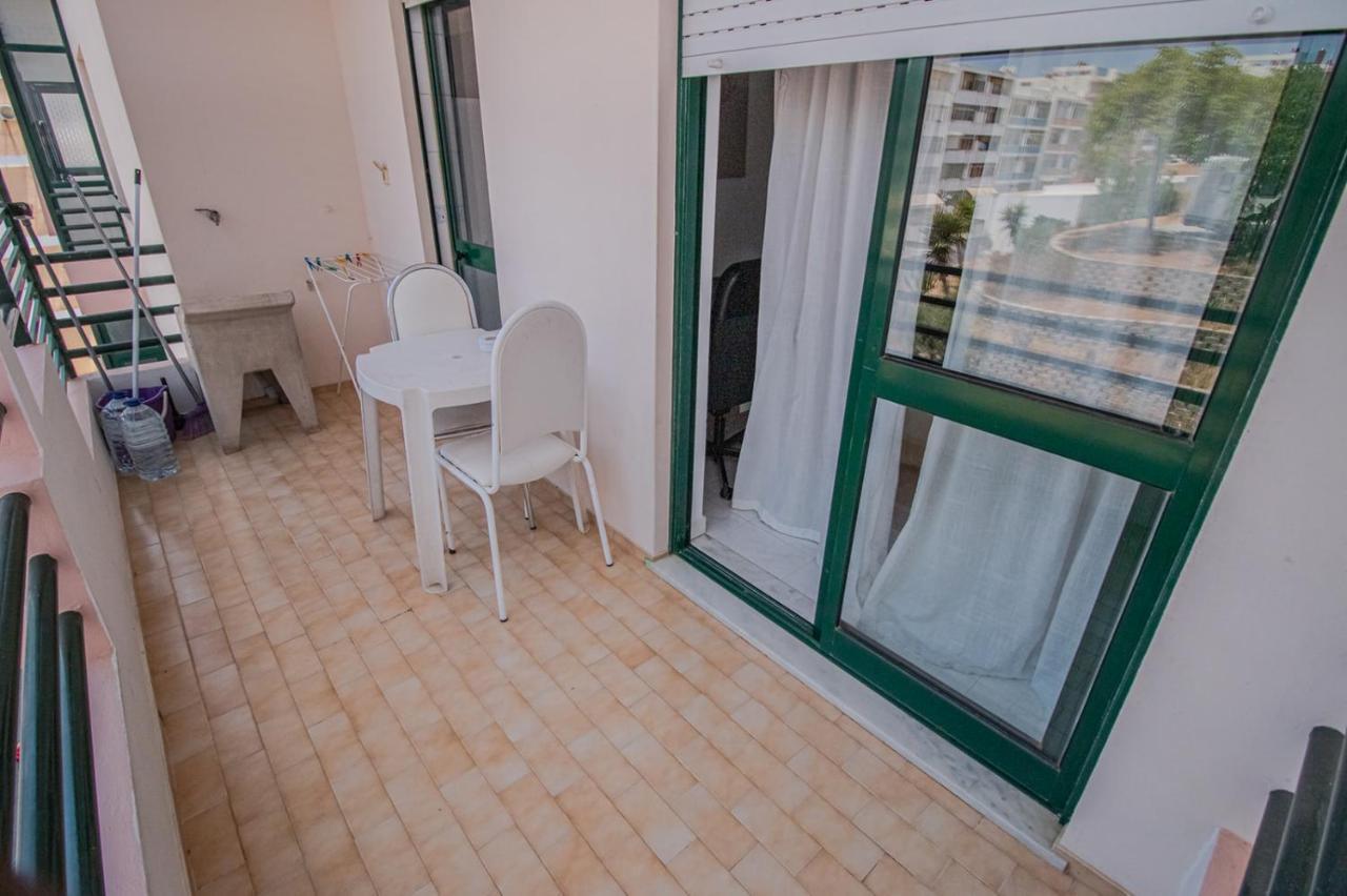 Charming Private Rooms In An Apartment A1 Penha - Faro Ngoại thất bức ảnh