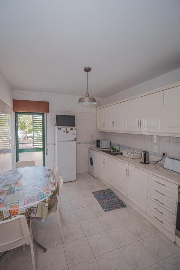 Charming Private Rooms In An Apartment A1 Penha - Faro Ngoại thất bức ảnh
